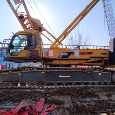 Équipement de grue mobile pour la construction de ponts