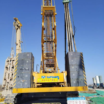 Crane mobile montée sur rampant hautement efficace et maniable XGC200 1043.8t.m.