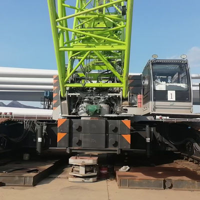 500 tonnes de grues à rampe utilisées dans la construction lourde / grue à rampe à rampe