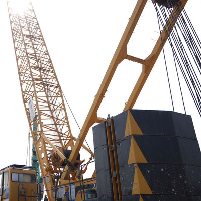 Yükseltme Hızı 128 M/Min 85T Rüzgar Enerjisi Ekipmanı Kurulumunda Kullanılan Sürünen Kiremitler XGC85