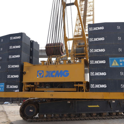 Mobil Kullanılmış 300T sürükleyici vinç inşaatı daha kolay ve daha hızlı hale getiriyor