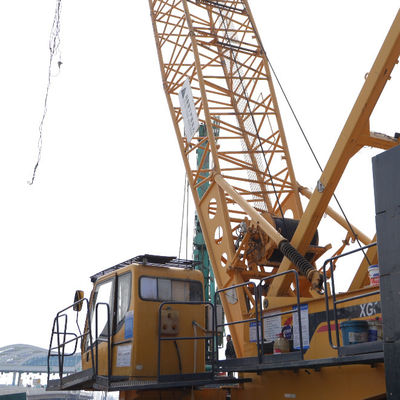 Elektrik endüstrisi ikinci el sürünen vinçler 220T XLC220 1239t.M