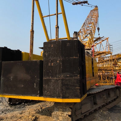 650T Hydraulic Crawler Crane With Boom 24m～84m Length Oil And Gas Industry
