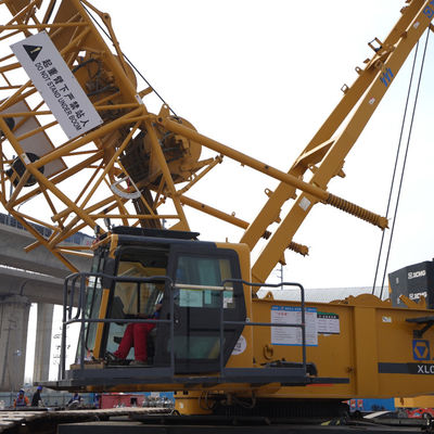 Used 260T Mobile Crawler Crane 400 Feet Boom Length 1430t.m lifting moment