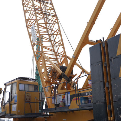 600 Liters Fuel Tank  60Meters Boom Construction Crawler Crane Crawler Mounted Crane For Oil And Gas Industry